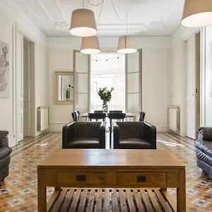 https://stay-in-bcn-suites.topbarcelonahotels.com