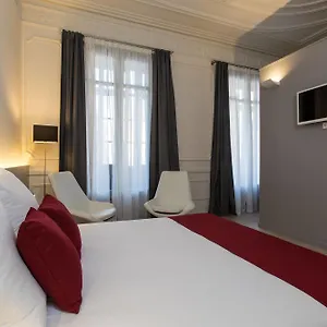 Izaila Plaza Catalunya Guest house